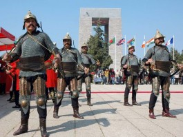 Çanakkale Şehitler Abidesi'nde Düzenlenen Törende Mehteran Bölüğü