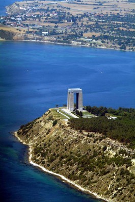 Çanakkale Şehitler Abidesi'nin Havadan Görünümü