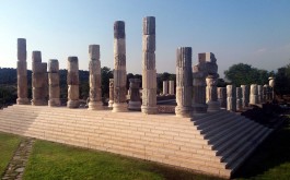 Çanakkale’nin Ayvacık İlçesine Bağlı Gülpınar Beldesi Bahçeleriçi Mevkiinde Yer Alan Apollon Smintheus Tapınağı