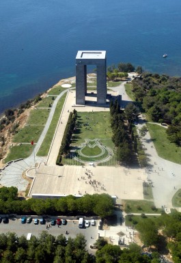 Çanakkale Şehitler Abidesi'nin Havadan Görünümü