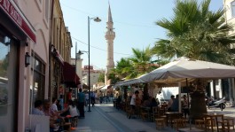 Çanakkale Çarşı Caddesinden Genel Görünüm ve Yalı Camii