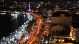 Çanakkale Kordon Boyunun Gece Görünümü