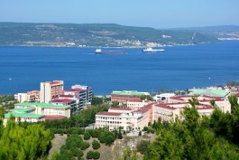 Çanakkale Onsekiz Mart Üniversitesi Terzioğlu Yerleşkesi'nden Çanakkale Boğazı'nın Görünümü