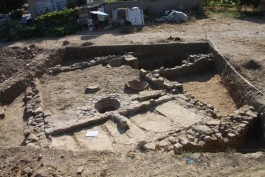 Eceebat İlçesinde Bulunan Maydos Kilisetepe Höyüğü 