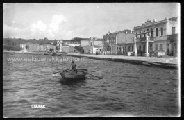 1900'lü Yıllarda Çanakkale Kordon Boyu. Necip Paşa Camii Karşıda Görülüyor