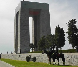 Çanakkale Şehitler Abidesi