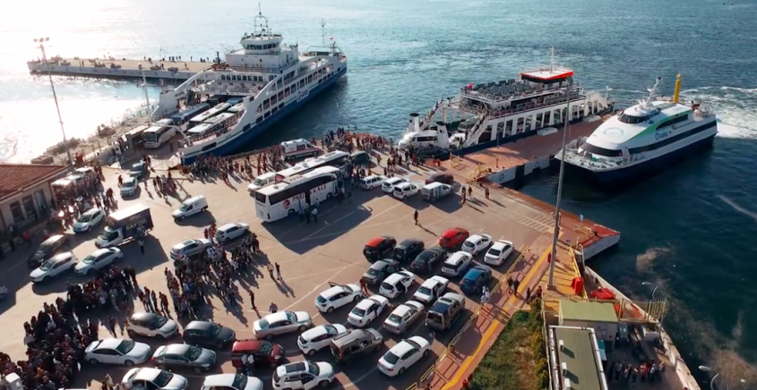  Çanakkale’de Deniz Ulaşımında Sefer Saatleri Yeniden Normale Döndü 