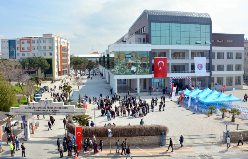  ÇOMÜ Eğitim Fakültesi Yeni Binası Törenle Hizmete Girdi 