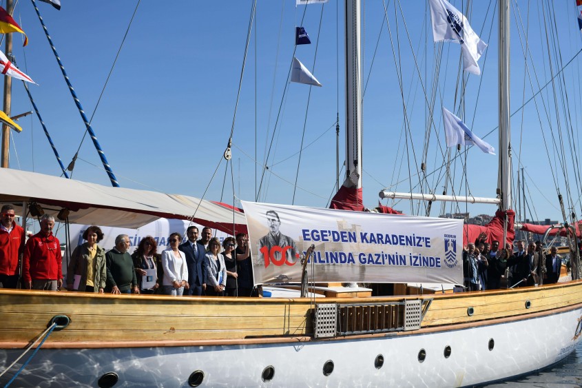  STS Bodrum Okul Gemisi Çanakkale’den Törenle Uğurlandı 