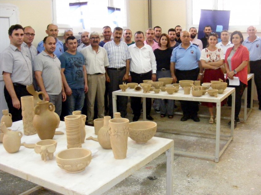  İşkur Kapalı Cezaevinde Mahkumlara Seramik Kursu Düzenledi 