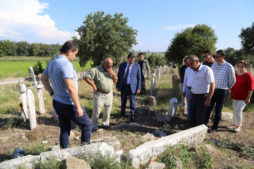  Vali Tavlı Troya Bölgesindeki Tarihi ve Kültürel Alanları Gezdi 