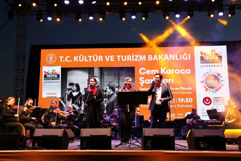  “Troya Kültür Yolu Festivali”nde Şehrin Dört Bir Yanı Sanat 