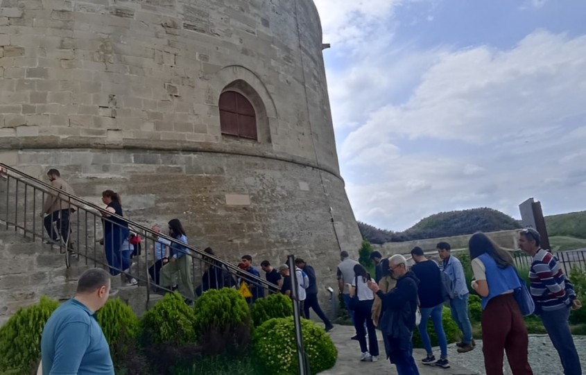  Turist Rehberlerinden Gelibolu Yarımadası'na Eğitim Gezisi 