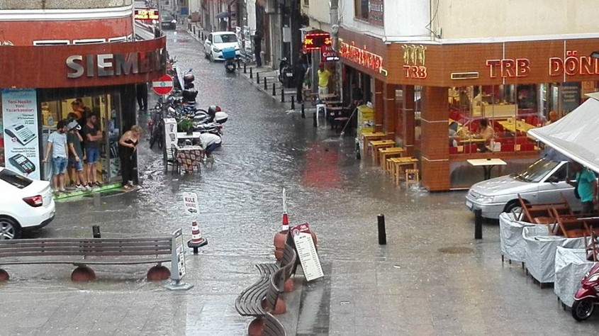  Çanakkale 15 Dakikada Venedik'e Döndü! 